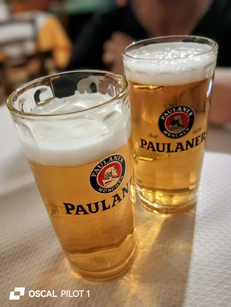 Due birre Paulaner alla spina